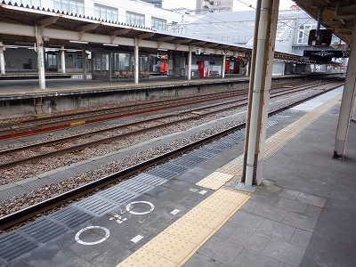 �����w�摜