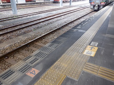 �����w�摜