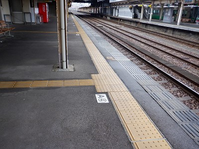 �����w�摜