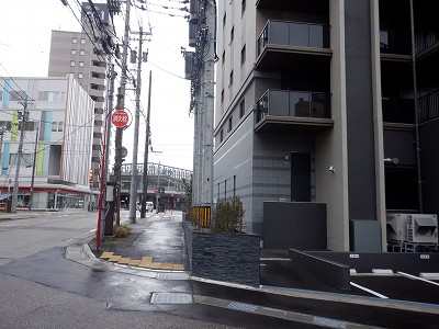 �����w�摜