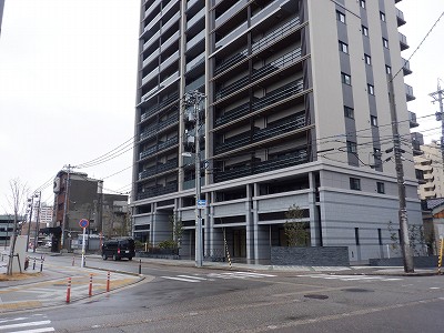 �����w�摜