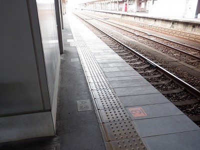 �����w�摜