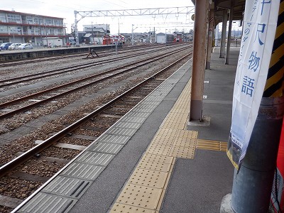 �����w�摜