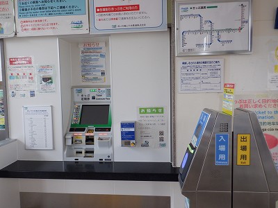 z{w摜