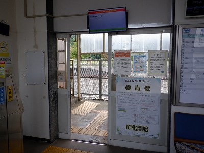 z{w摜