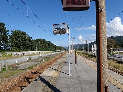 z{w摜