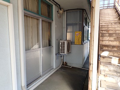 z{w摜