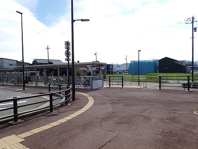 ������ԂȂ݉w�摜