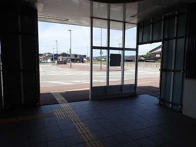 ������ԂȂ݉w�摜