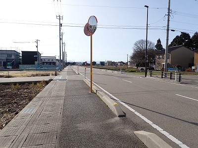 ������ԂȂ݉w�摜