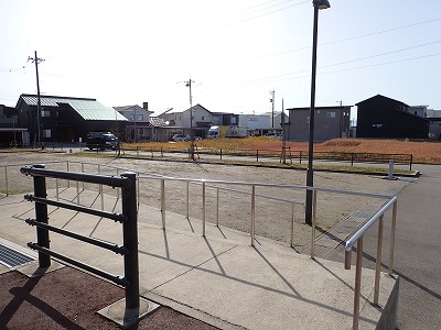 ������ԂȂ݉w�摜