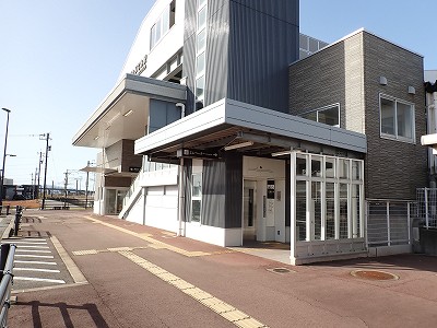 ������ԂȂ݉w�摜