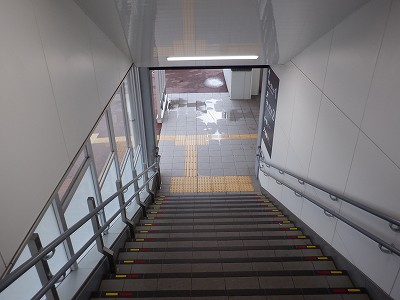 ������ԂȂ݉w�摜