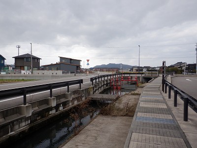 ������ԂȂ݉w�摜