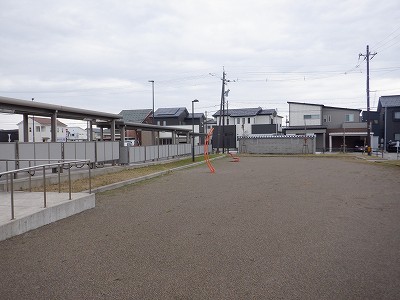 ������ԂȂ݉w�摜