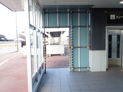 ������ԂȂ݉w�摜