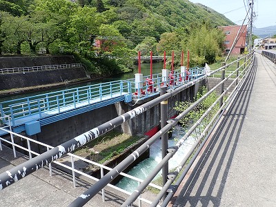 �֒�M�C�w�摜