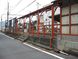 車折神社駅駅舎