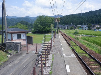 �����w�摜