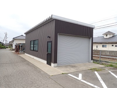 �i�������w�摜