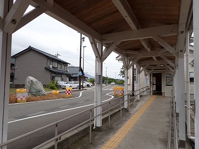 �i�������w�摜