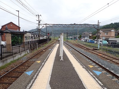 �i�������w�摜