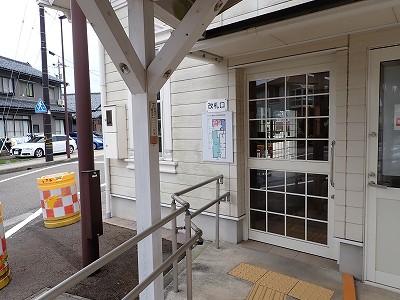 �i�������w�摜