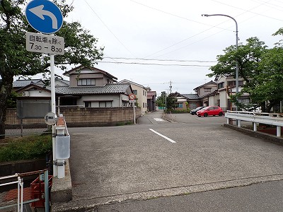 �z�O�V�ۉw�摜