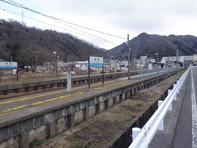 �����w�摜