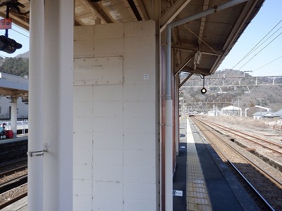 �����w�摜