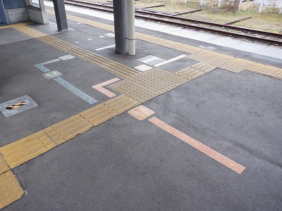 �����w�摜