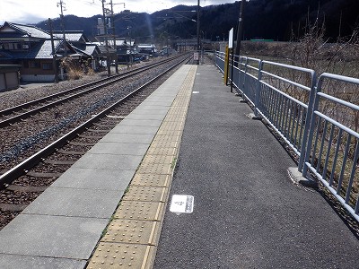 �����w�摜