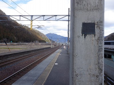 �����w�摜