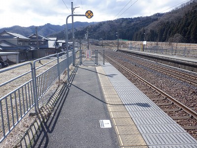 �����w�摜