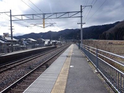 �����w�摜