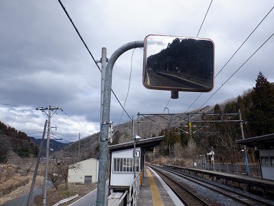 �썡���w�摜