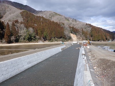 �썡���w�摜