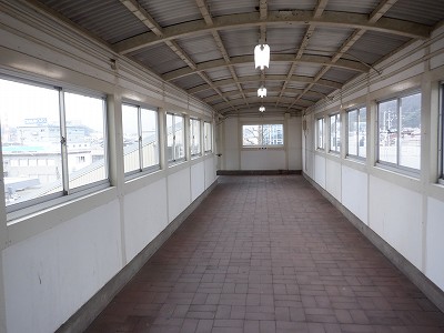 �z�O�ԓ��w�摜