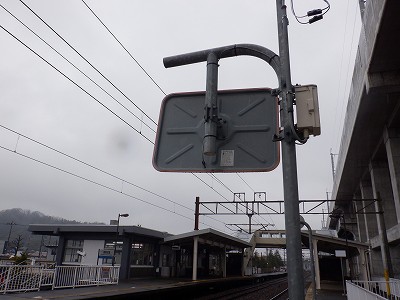 �z�O�ԓ��w�摜