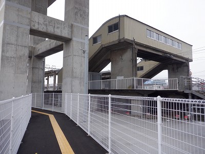 �z�O�ԓ��w�摜