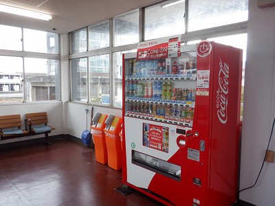 �z�O�ԓ��w�摜