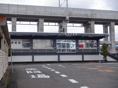 �z�O�ԓ��w�摜