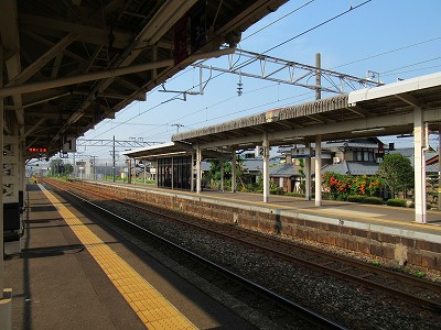 北鯖江駅側