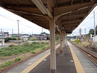 �טC�؉w�摜
