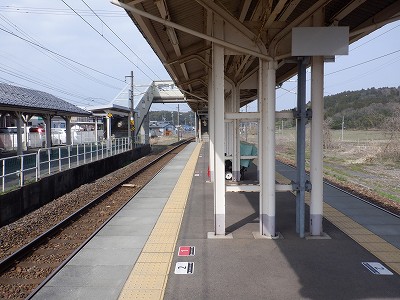 �טC�؉w�摜