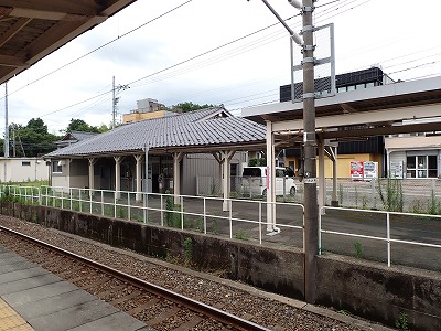 �טC�؉w�摜