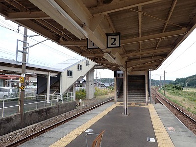 �טC�؉w�摜
