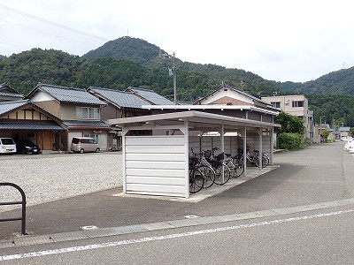 �����w�摜