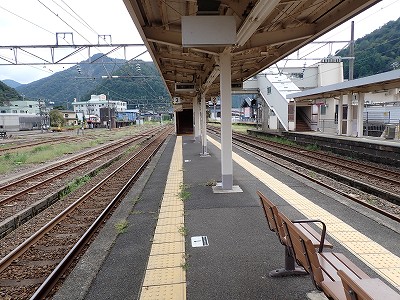 �����w�摜