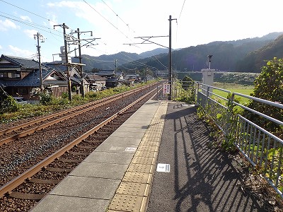 �����w�摜